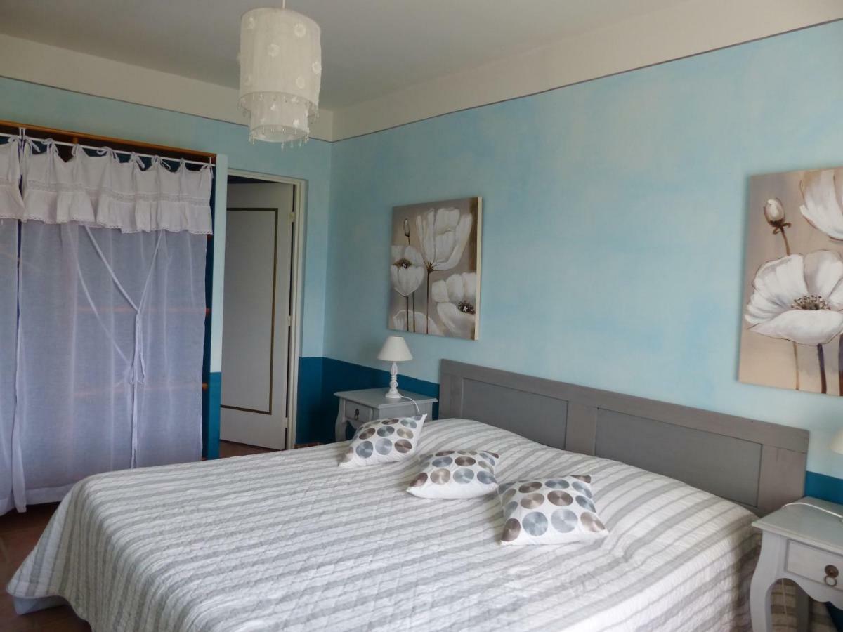 La Ferme Du Petit Segries Bed And Breakfast Мустье-Сент-Мари Экстерьер фото