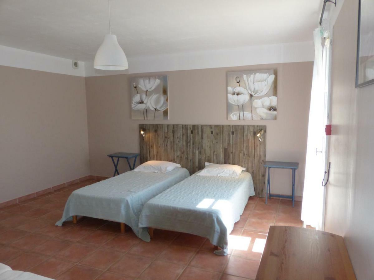 La Ferme Du Petit Segries Bed And Breakfast Мустье-Сент-Мари Экстерьер фото