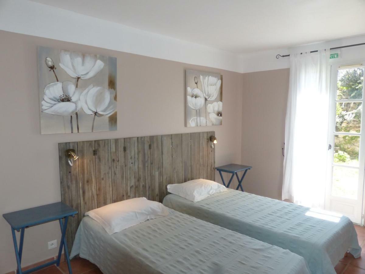 La Ferme Du Petit Segries Bed And Breakfast Мустье-Сент-Мари Экстерьер фото